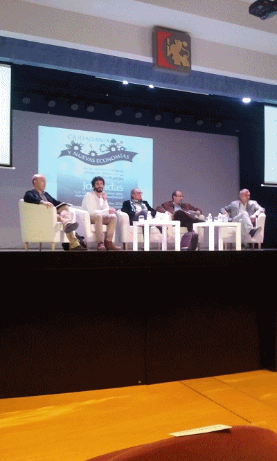 http://reddepadressolidarios.com/img/1paco_1479240347_a.gif