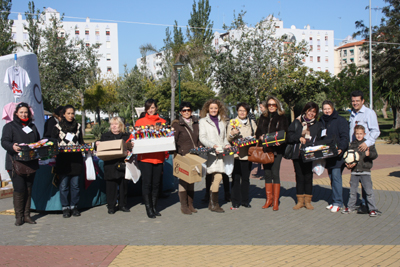 MERCADILLO SOLIDARIO. PARQUE HUELIN. AMPA DEL COLEGIO OCON