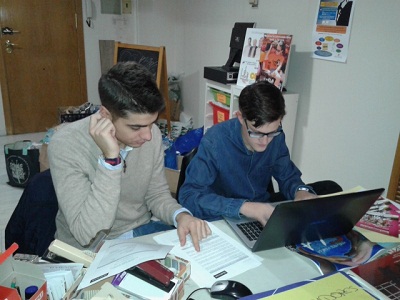 Alumnos de Educación Social estudian las Enfermedades Raras_Segunda reunión