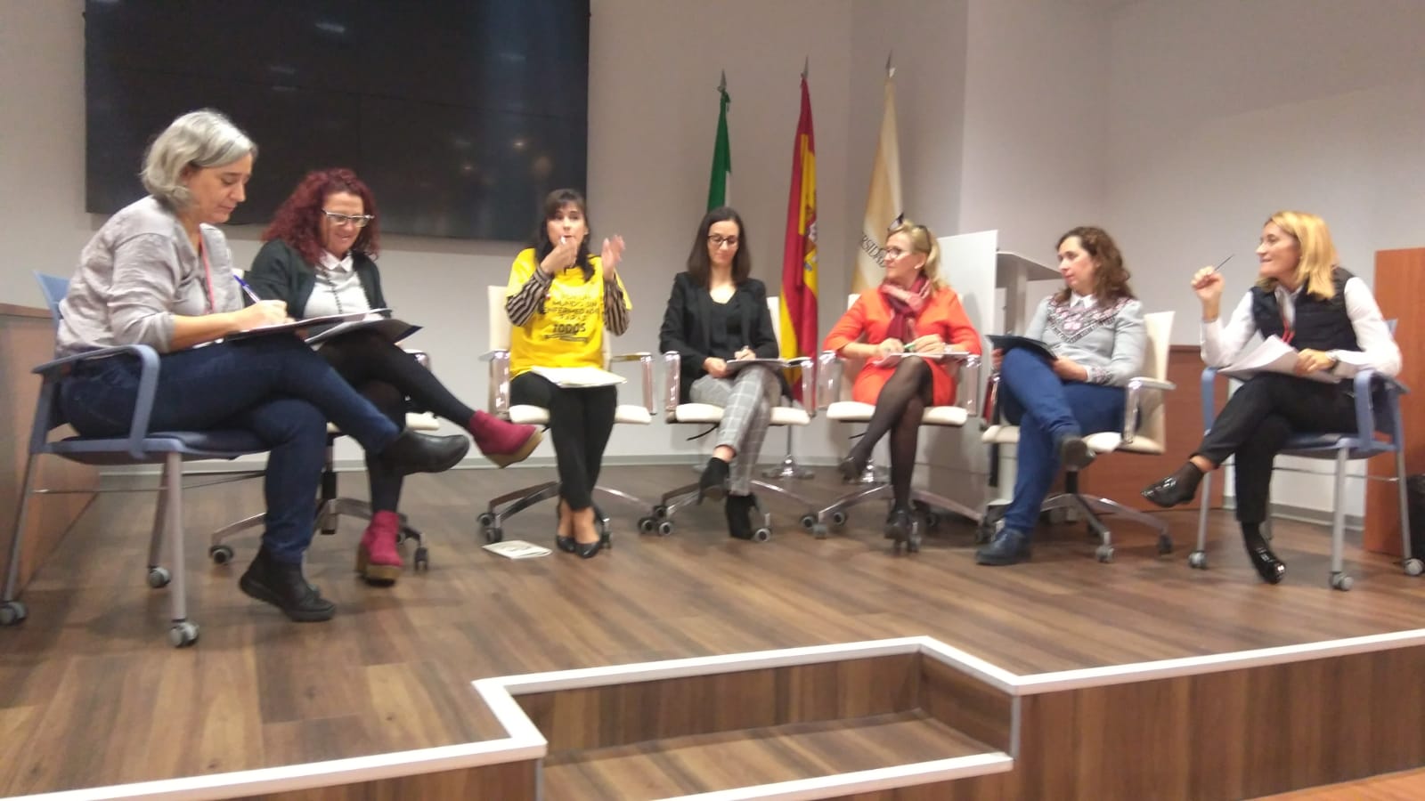 Mesa Redonda en el XXII Encuentro Internacional de Investigación en Cuidados.
