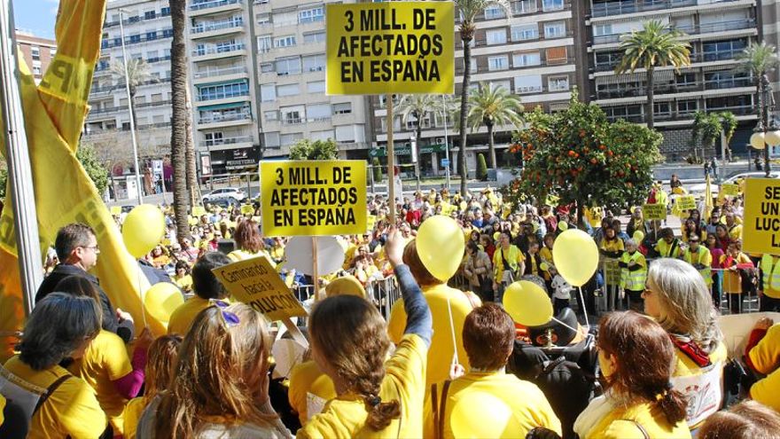 La marcha por las Enfermedades Raras reúne a unas mil personas